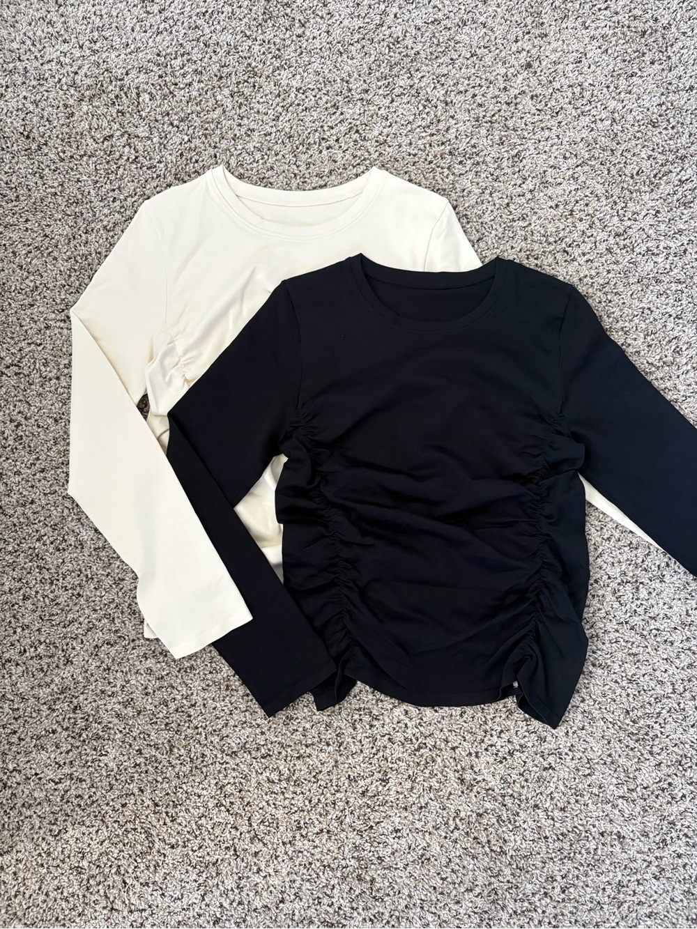 OQQ 2 Long-Sleeve Ruched Tees - Black and Cream